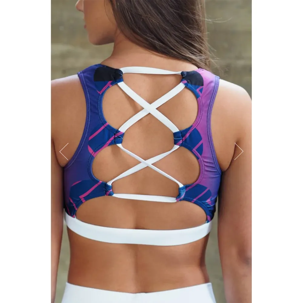 Sleeveless Cheerleading Uniform Set | High Waist Capri Leggings & Racerback Sports Bra | Two Piece Activewear – photo 2
